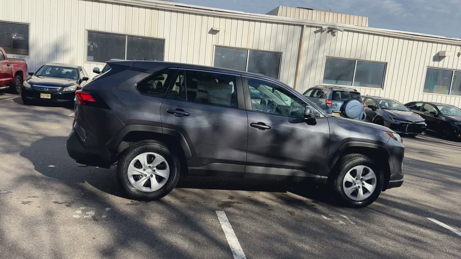 Thumbnail: 2025 Toyota RAV4 - 9