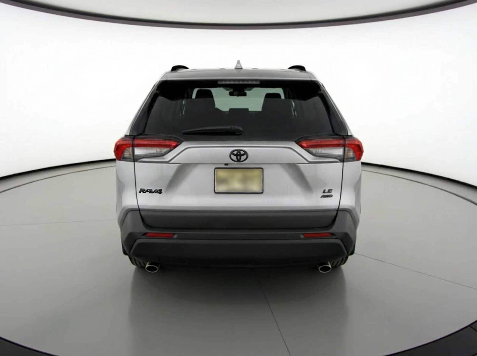 Thumbnail: 2021 Toyota RAV4 - 7