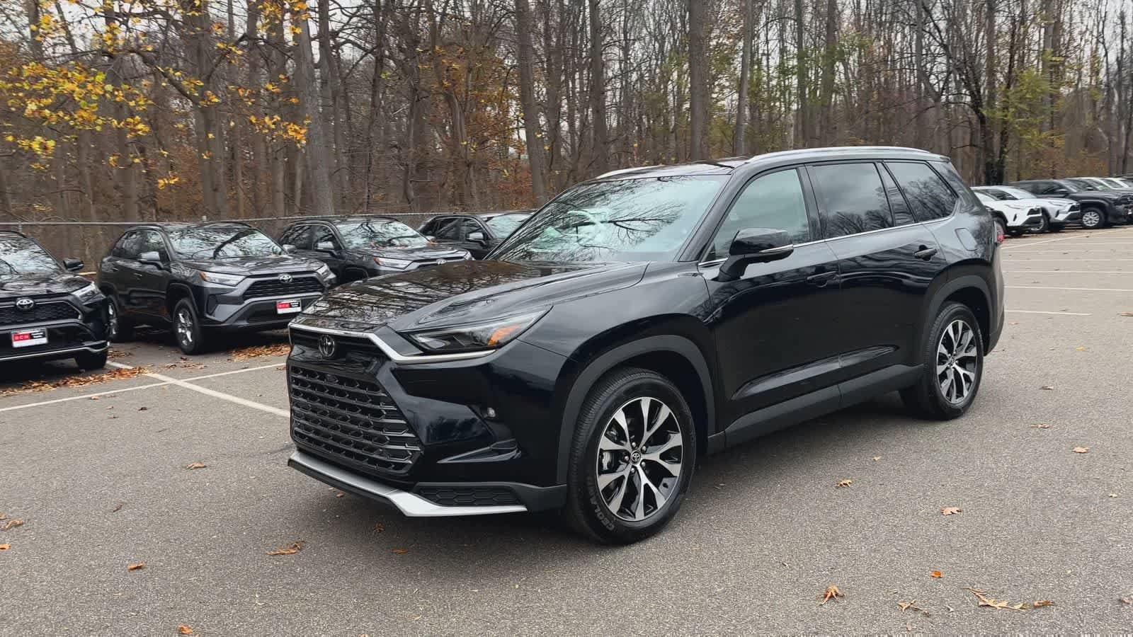 Thumbnail: 2026 Toyota Grand Highlander - 4