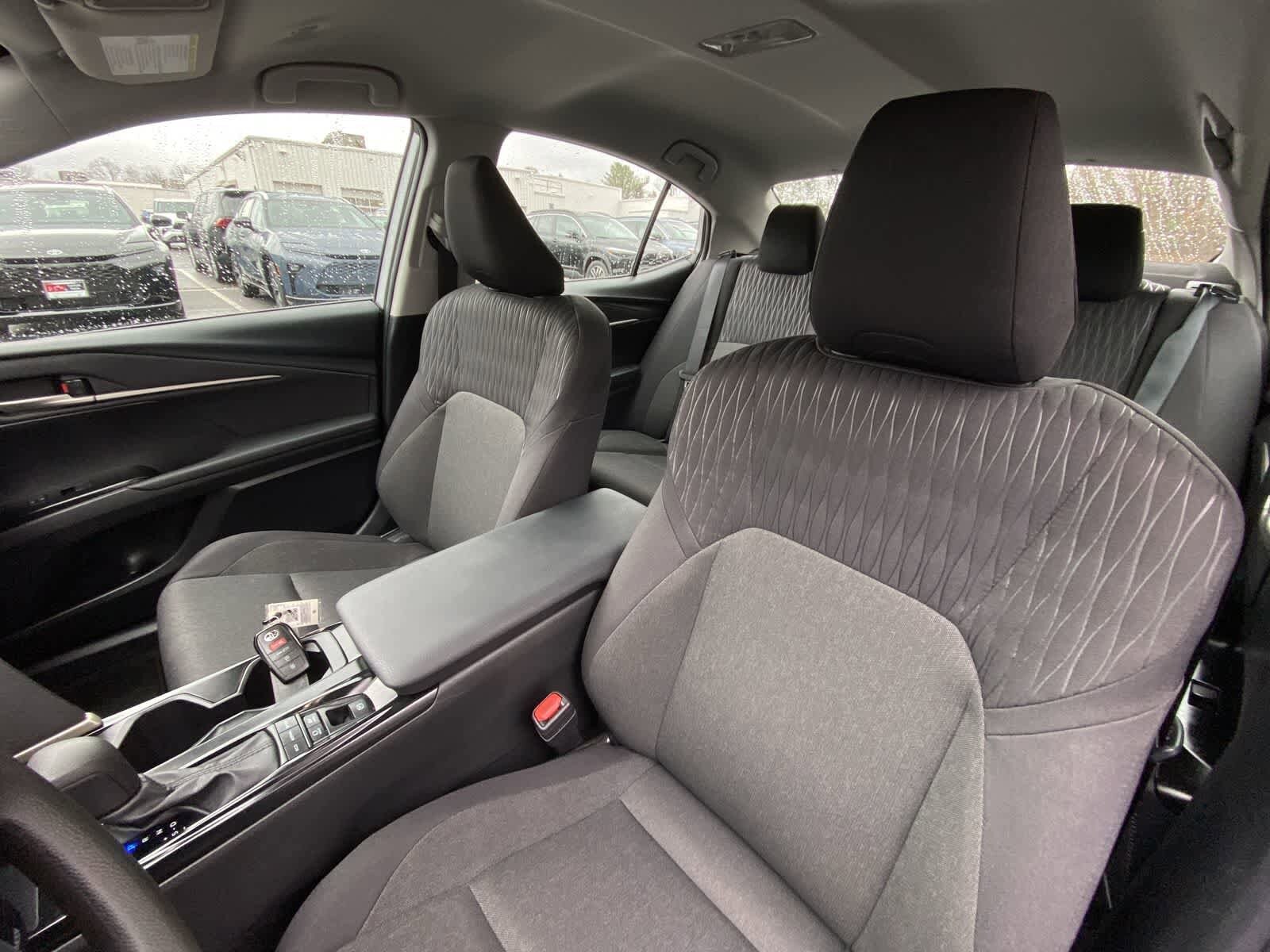 Thumbnail: 2025 Toyota Camry - 22