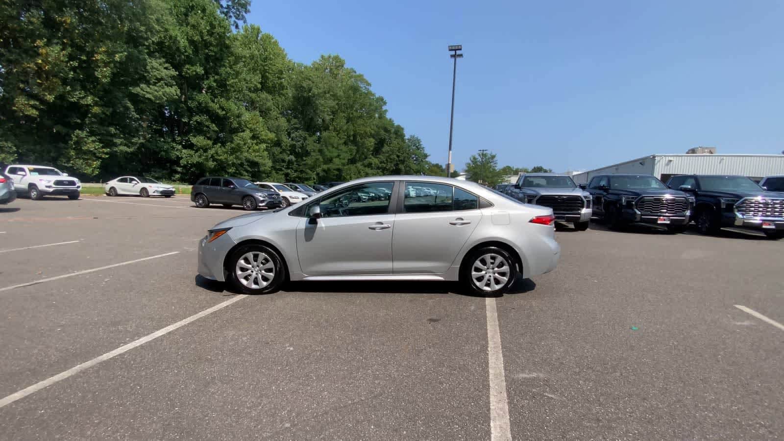 Thumbnail: 2024 Toyota Corolla - 5