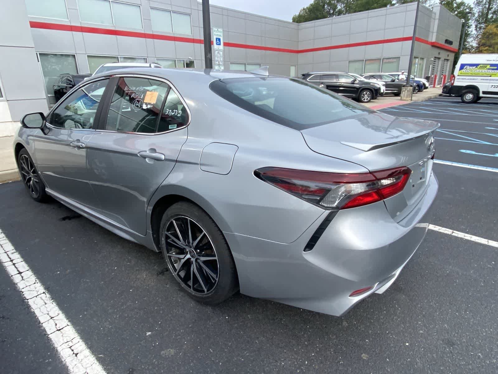 Thumbnail: 2024 Toyota Camry - 8