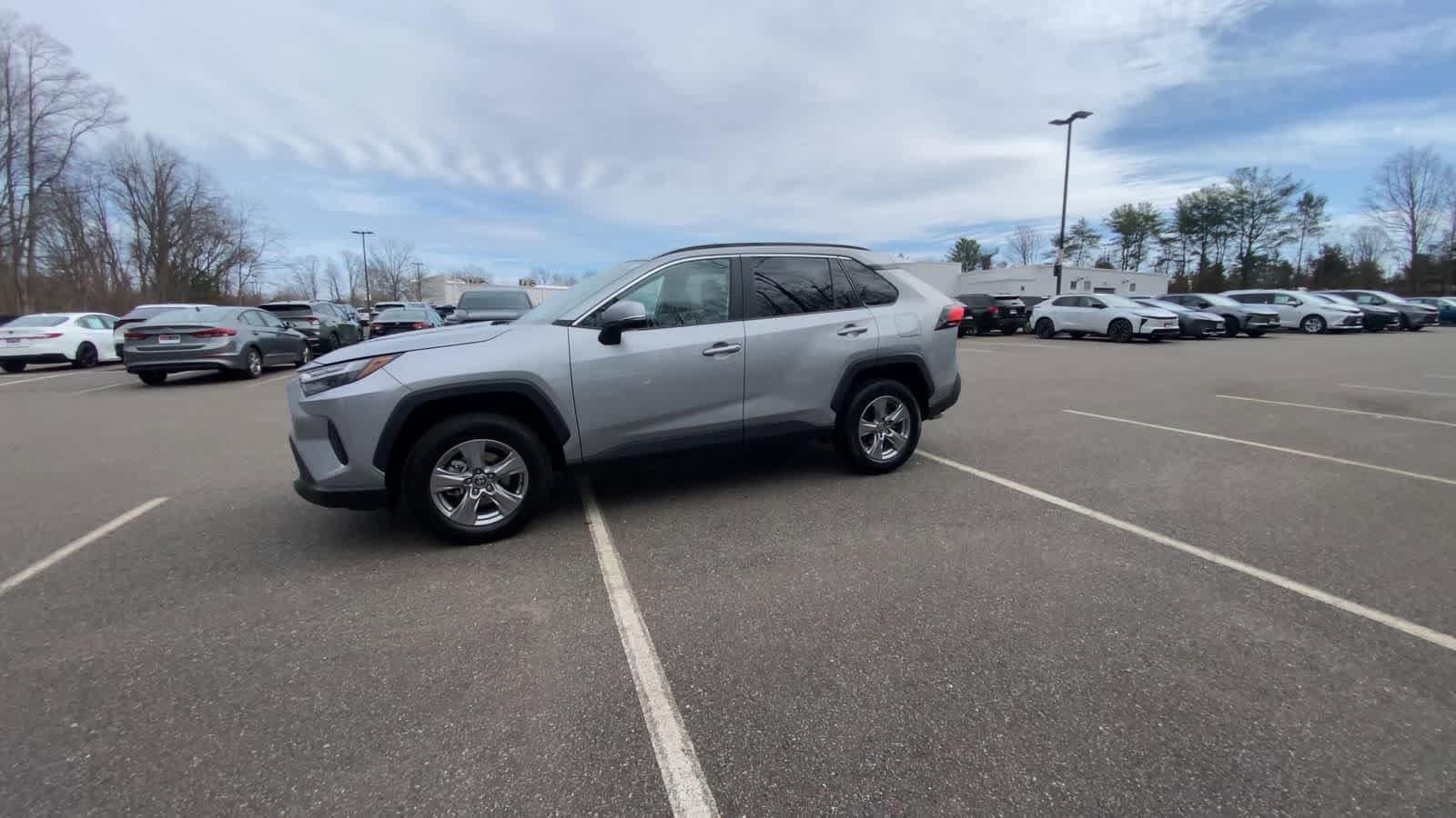 Thumbnail: 2025 Toyota RAV4 - 12