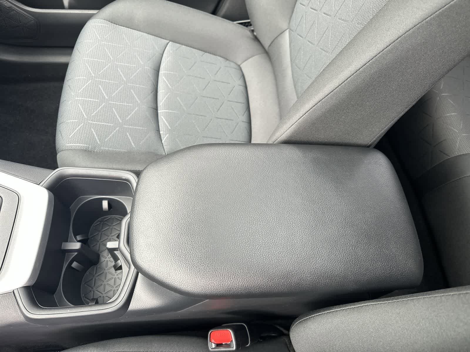 Thumbnail: 2025 Toyota RAV4 - 23