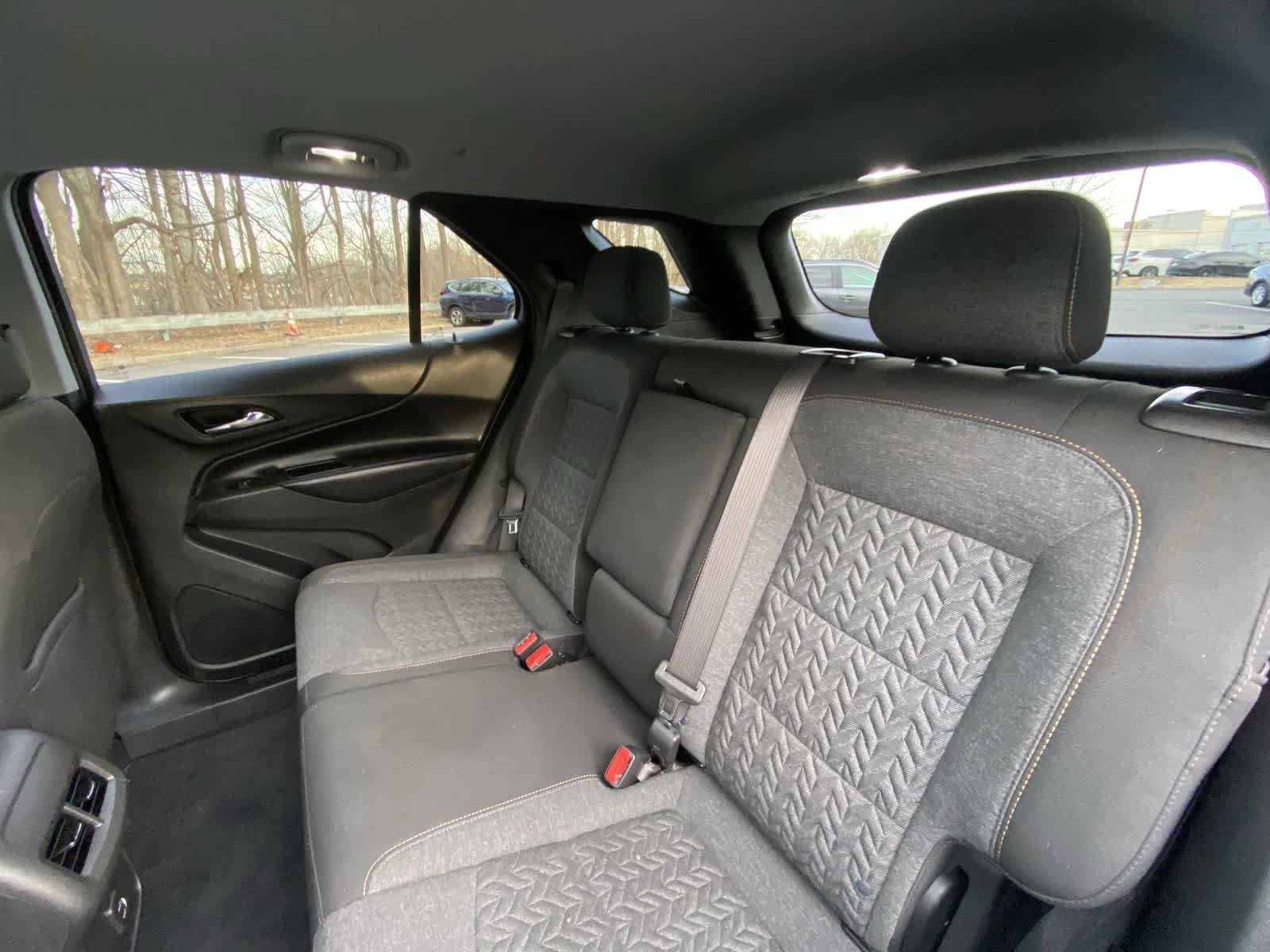 Thumbnail: 2022 Chevrolet Equinox - 29