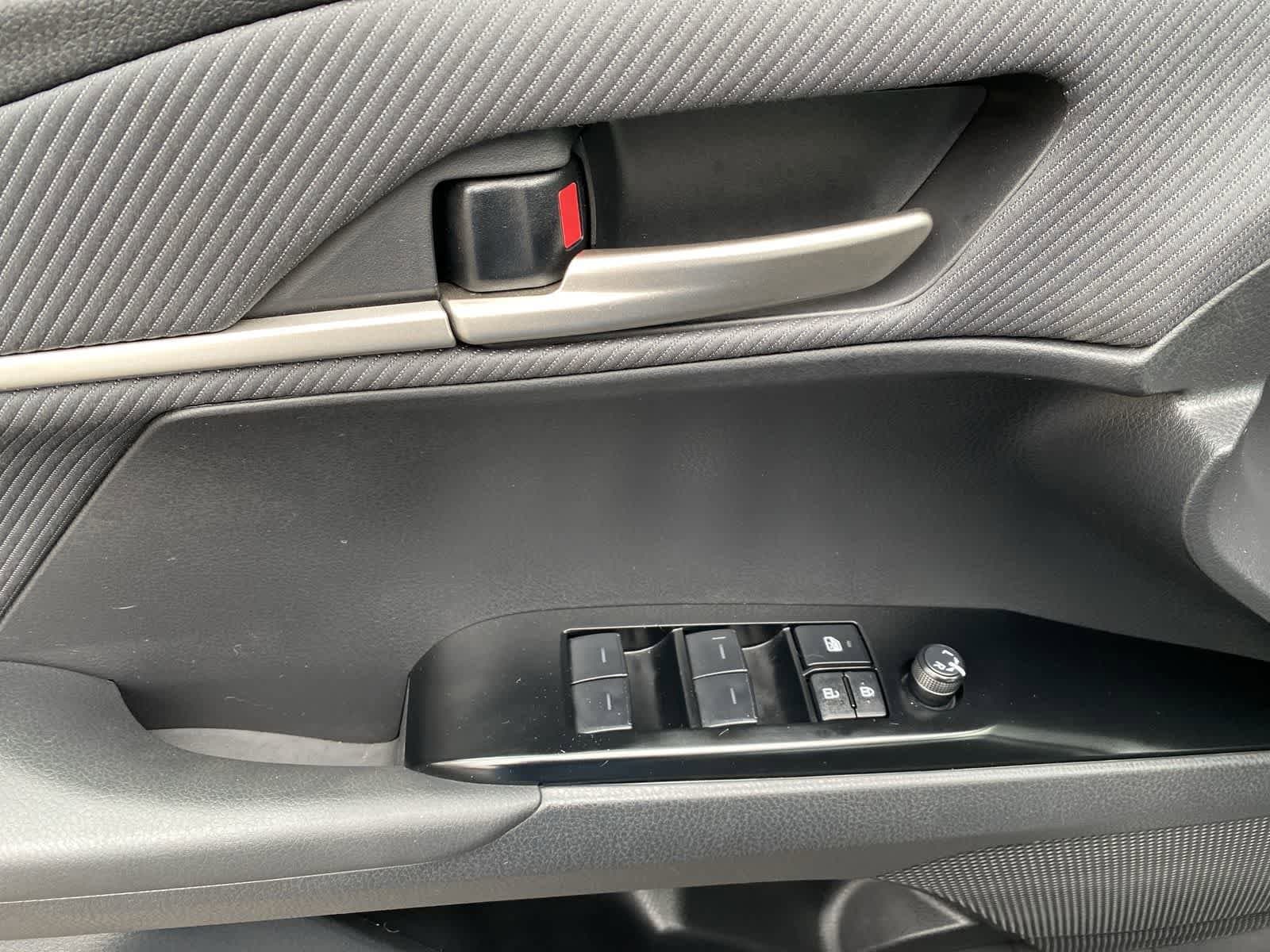 Thumbnail: 2025 Toyota Camry - 19