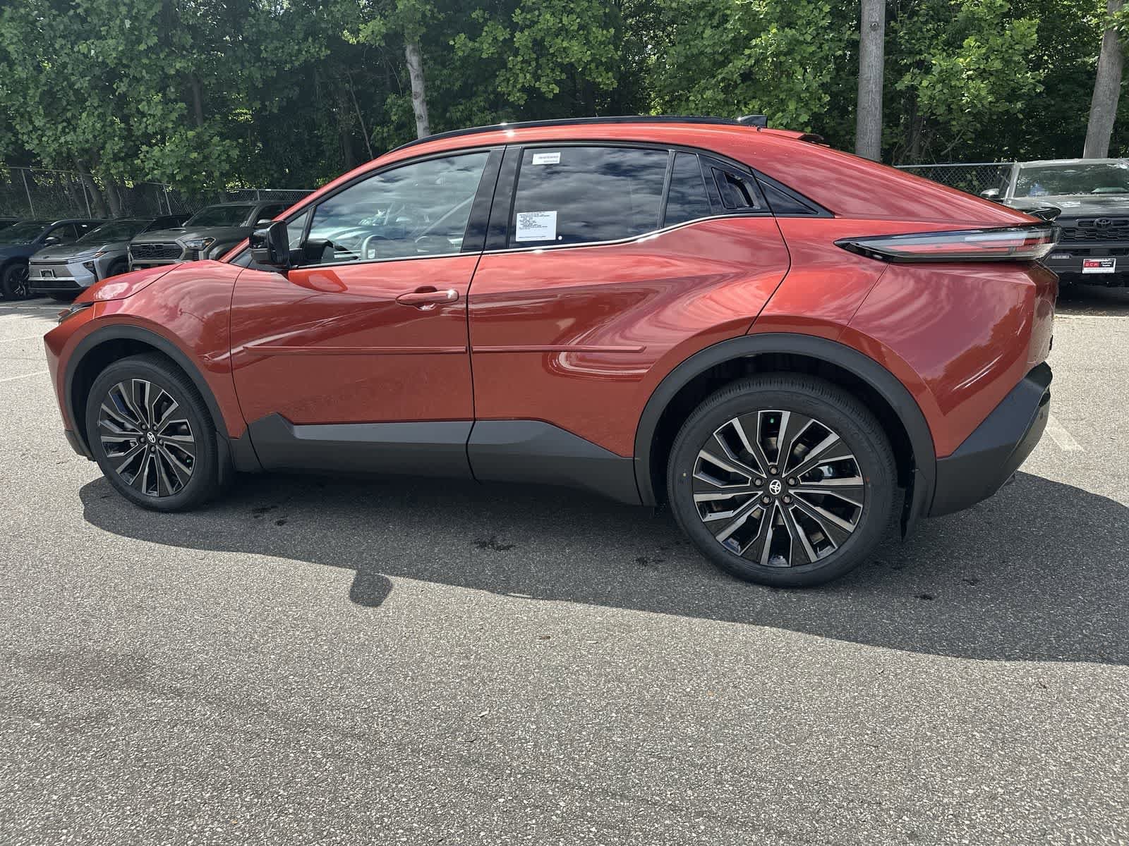 Thumbnail: 2026 Toyota C-HR - 14