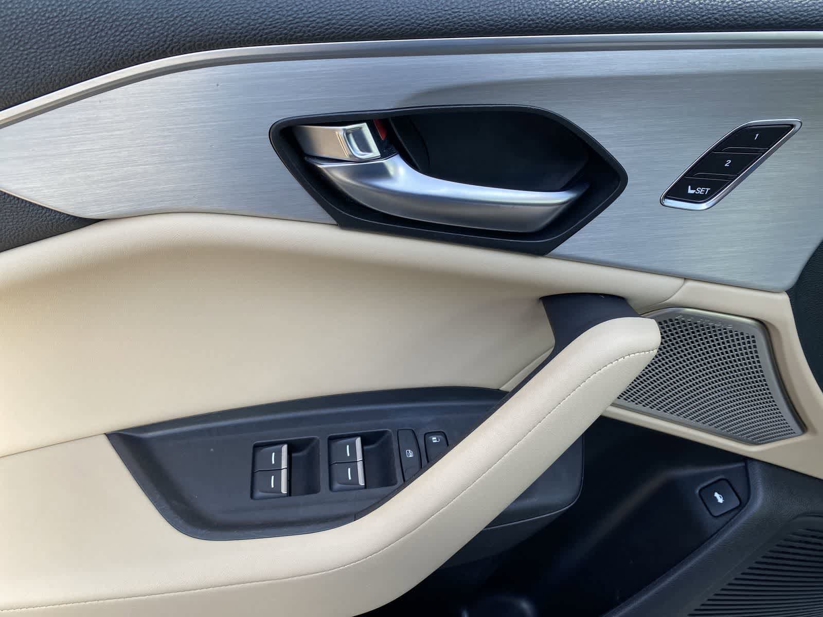 Thumbnail: 2022 Acura TLX - 22