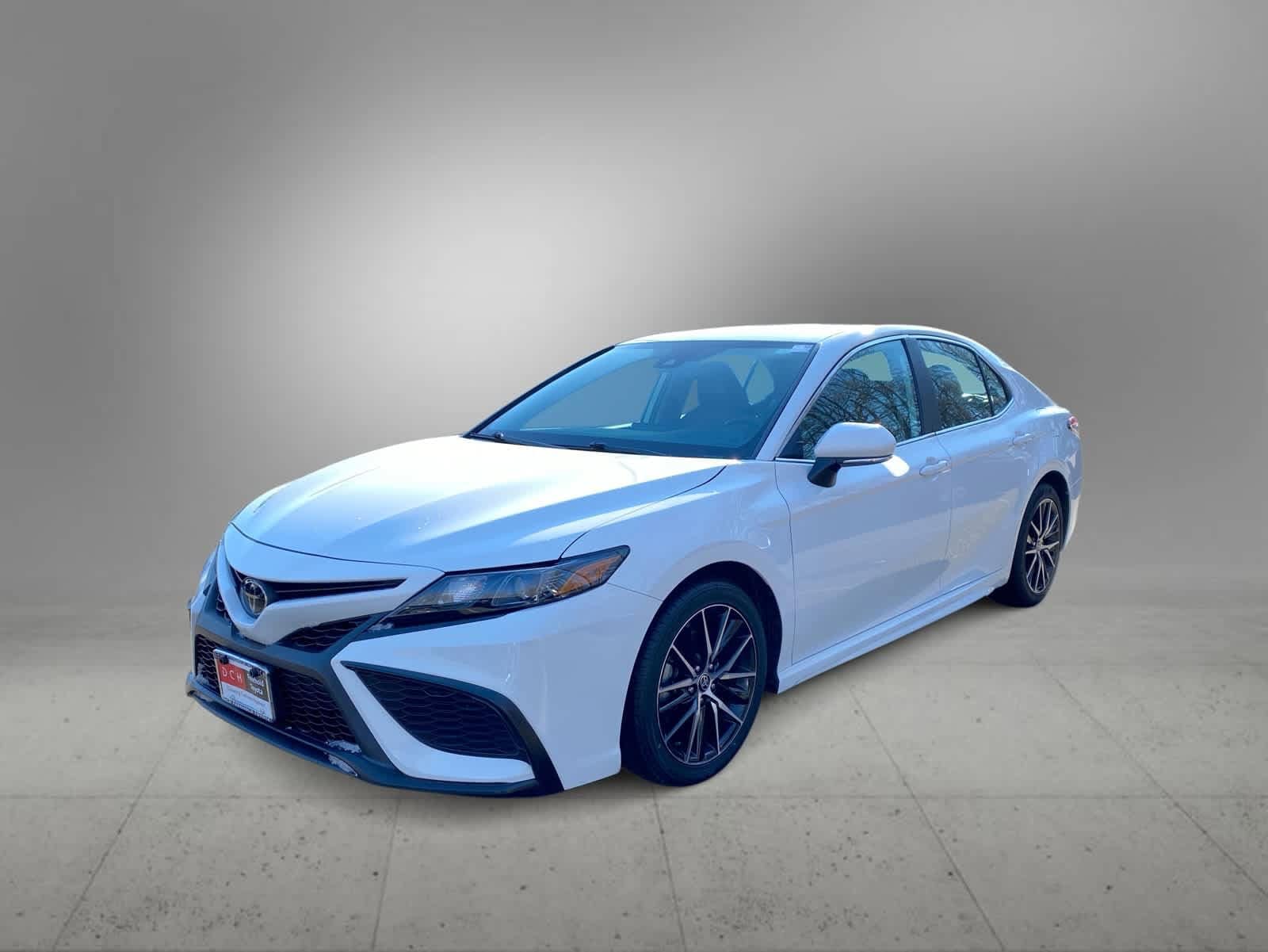 Thumbnail: 2023 Toyota Camry - 9