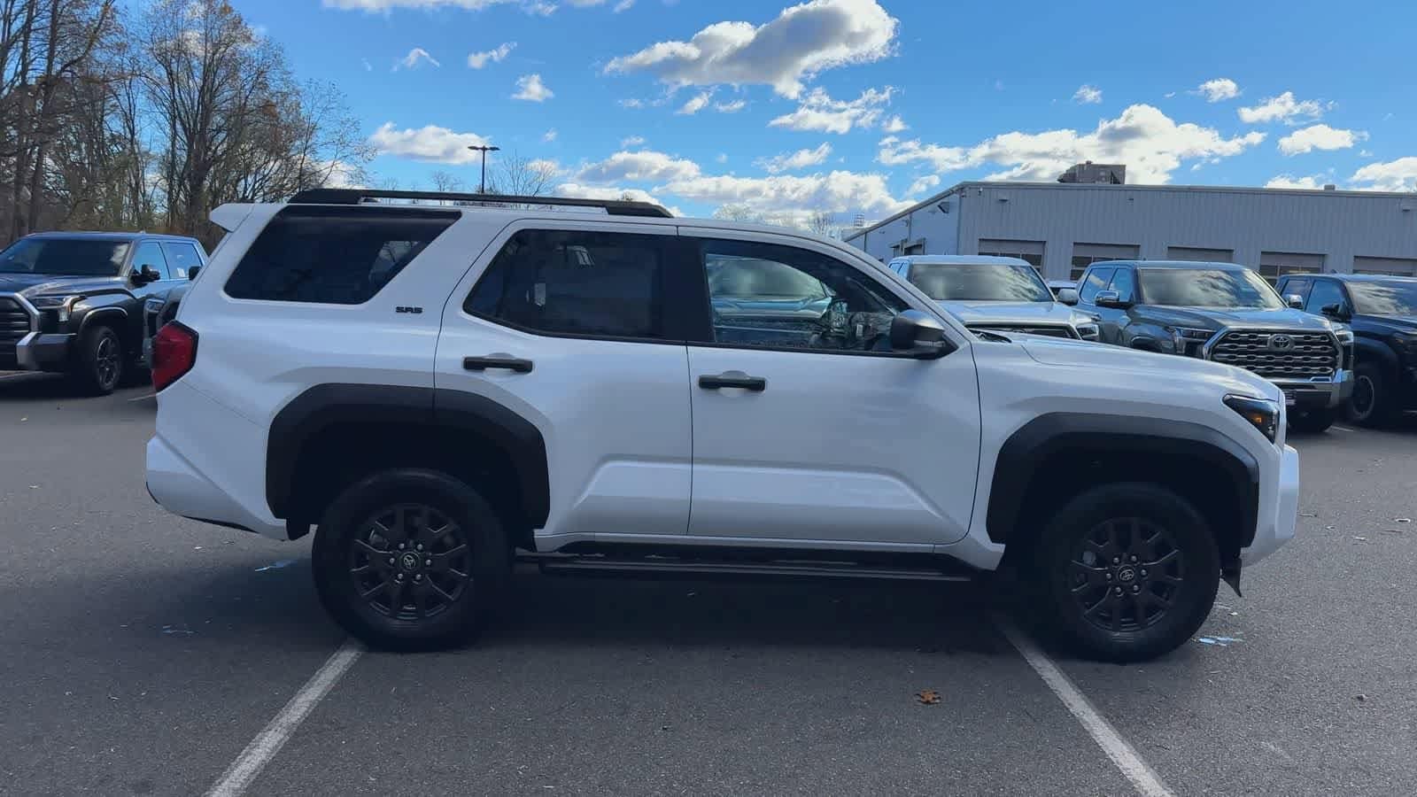 Thumbnail: 2025 Toyota 4Runner - 9