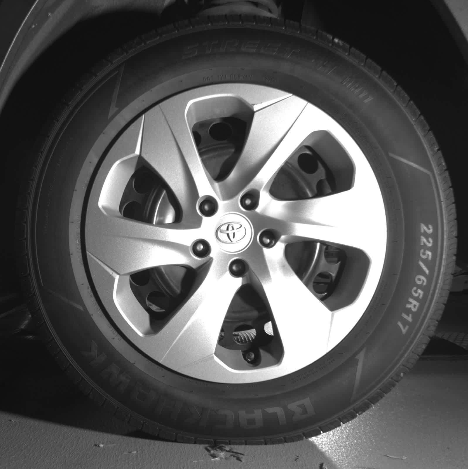 Thumbnail: 2020 Toyota RAV4 - 11