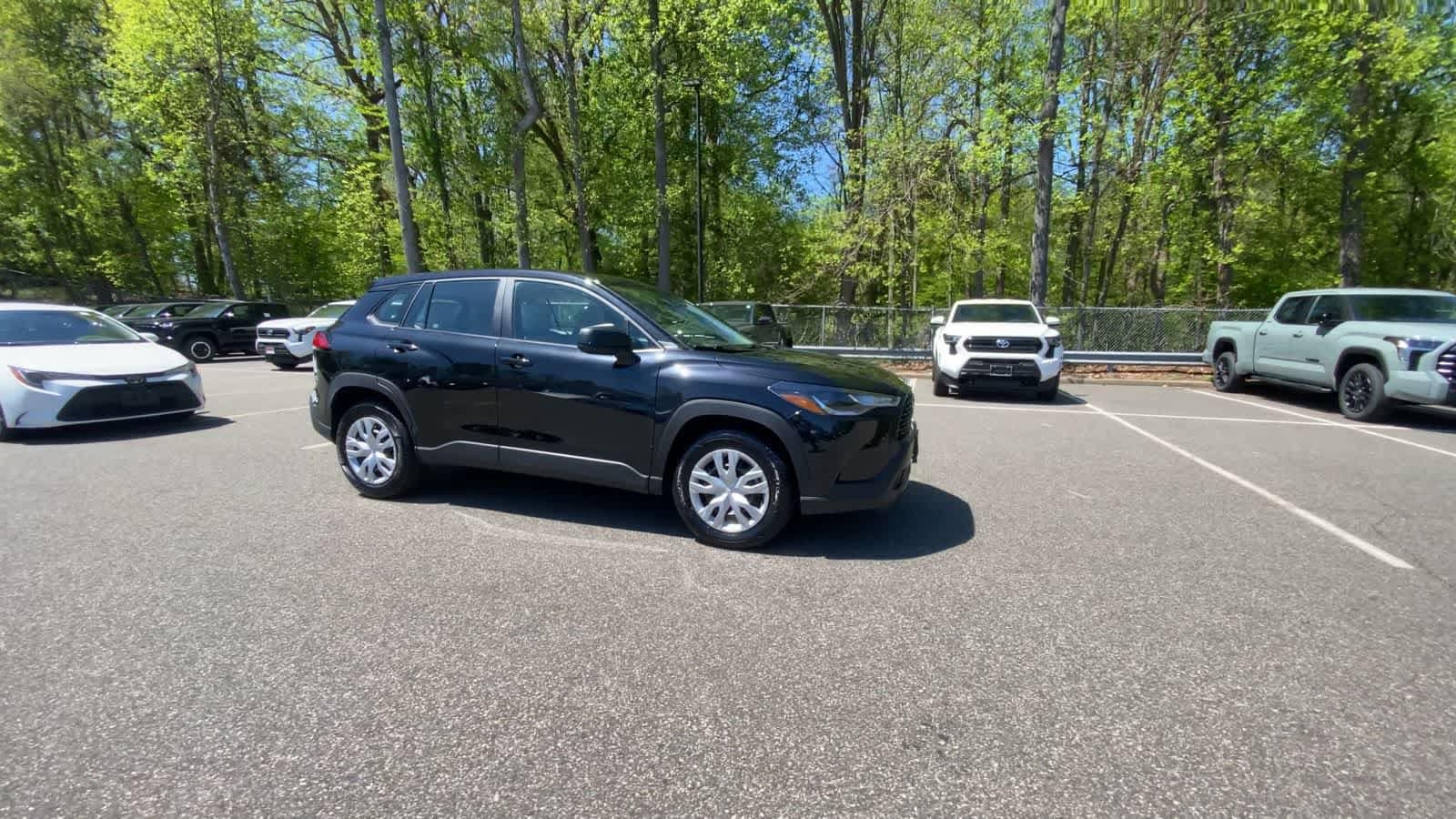 Thumbnail: 2023 Toyota Corolla Cross - 3