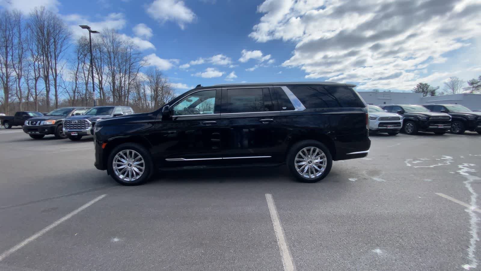 Thumbnail: 2023 Cadillac Escalade - 8