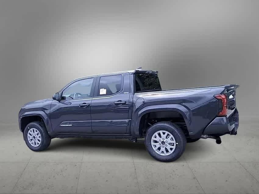 2025 Toyota Tacoma SR5 6