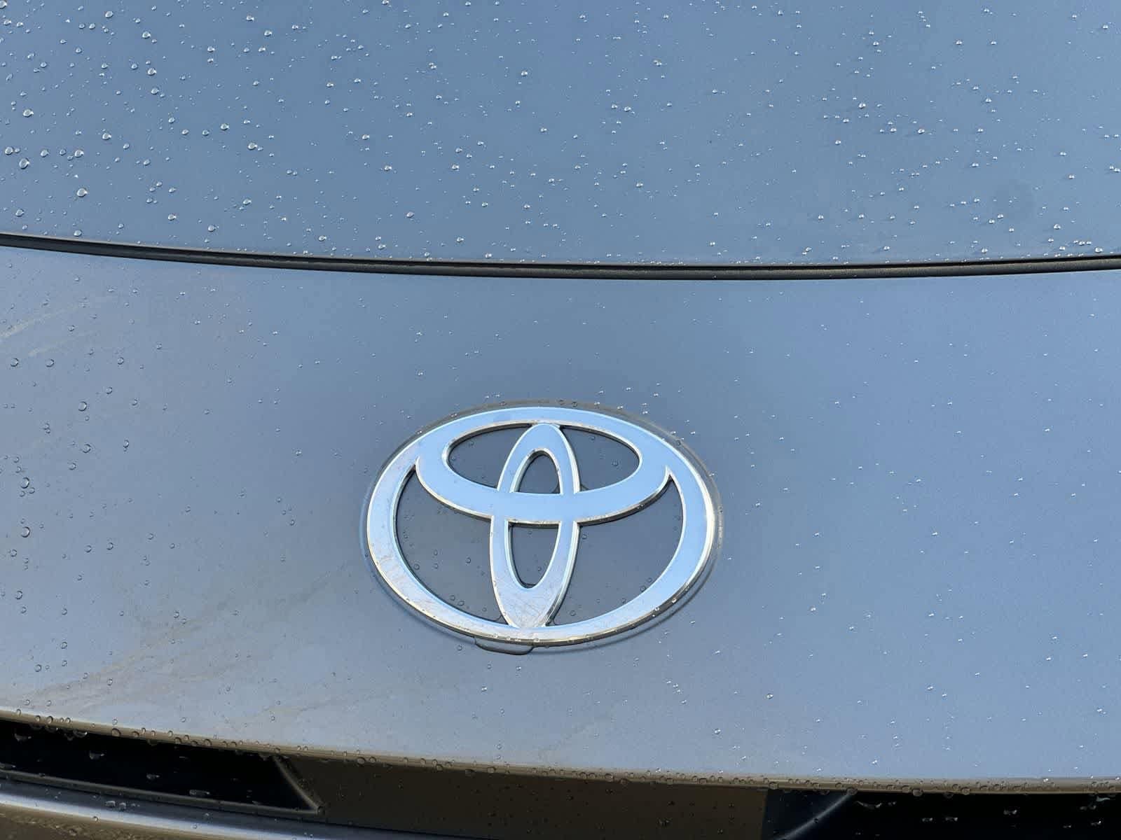 Thumbnail: 2026 Toyota Camry - 12