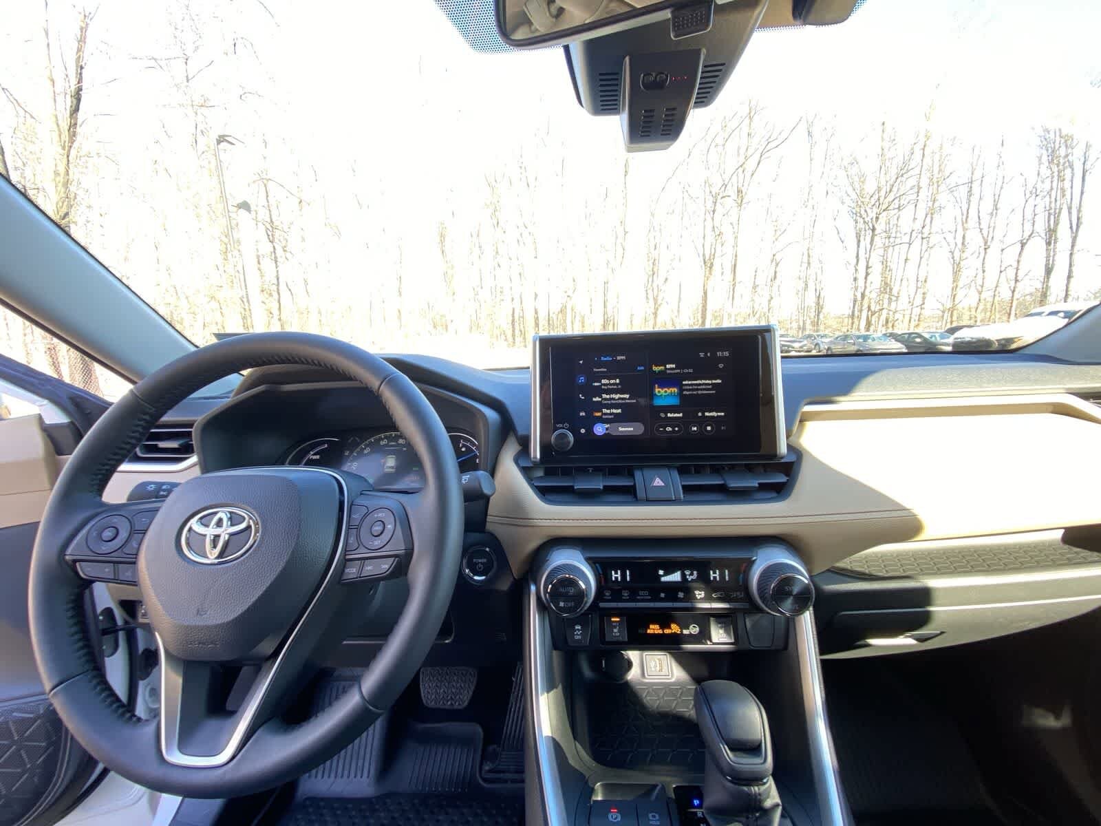 Thumbnail: 2025 Toyota RAV4 - 19