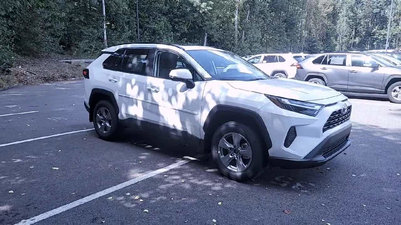 Thumbnail: 2025 Toyota RAV4 - 2