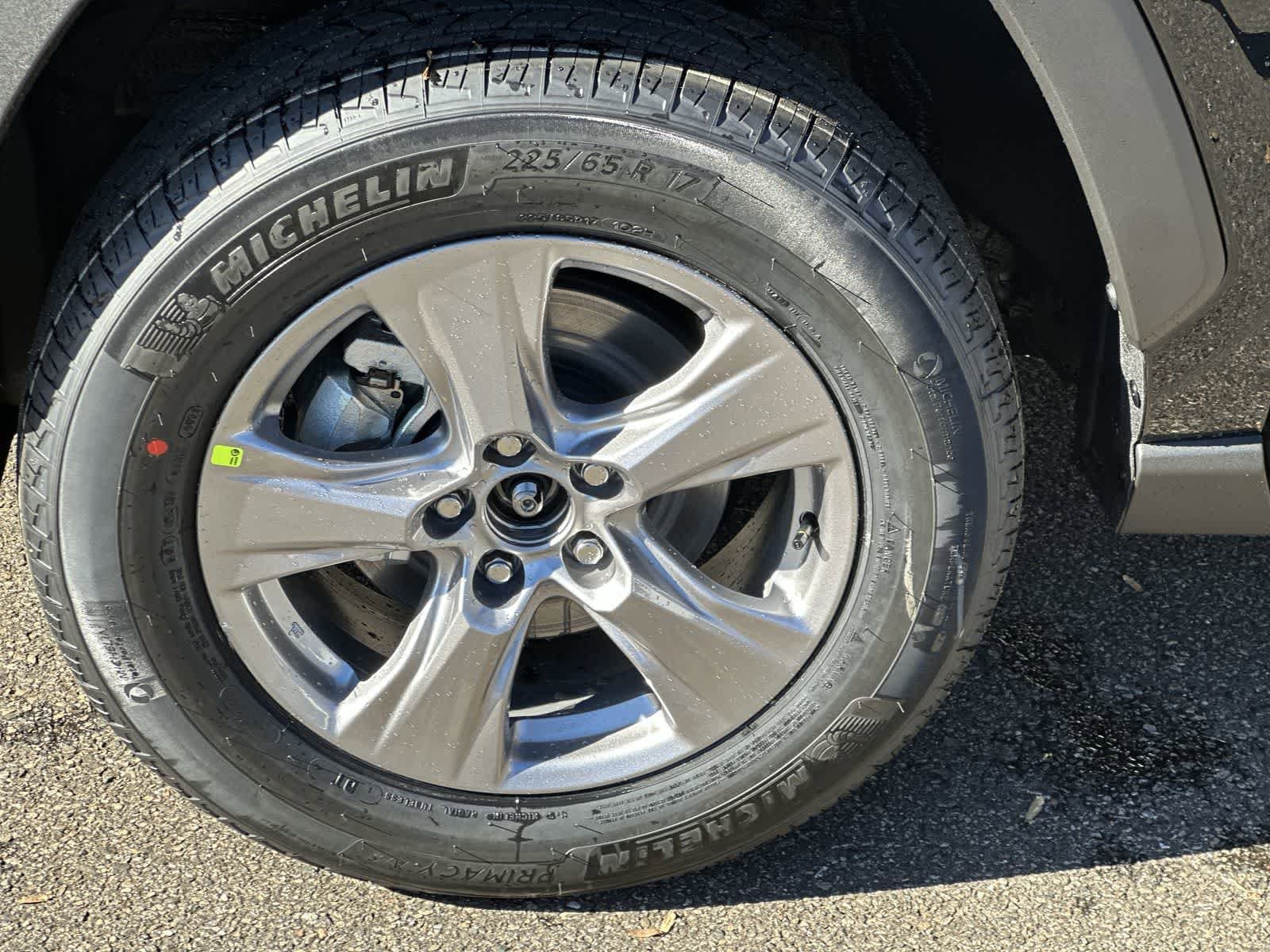 Thumbnail: 2025 Toyota RAV4 - 11