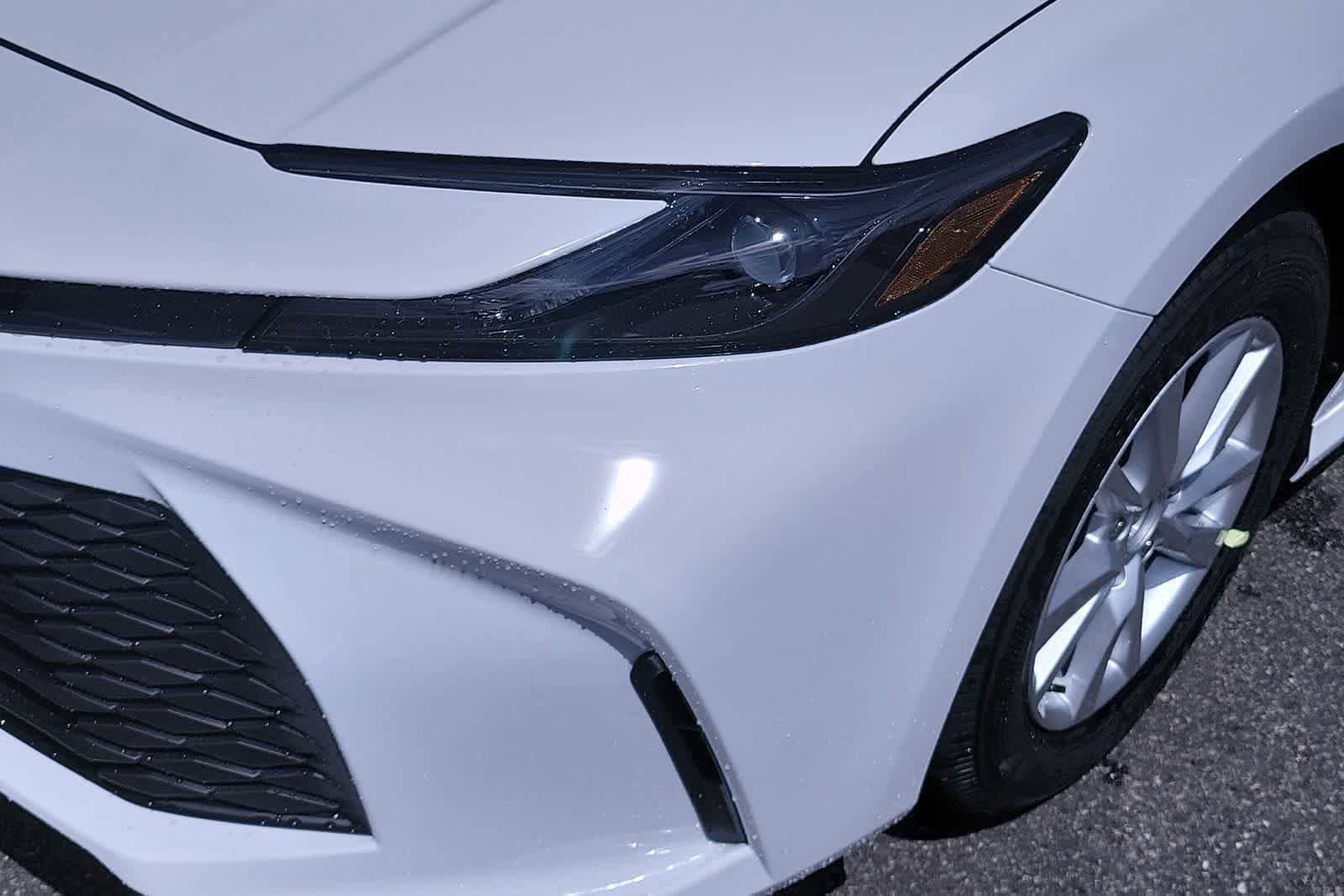 Thumbnail: 2025 Toyota Camry - 10