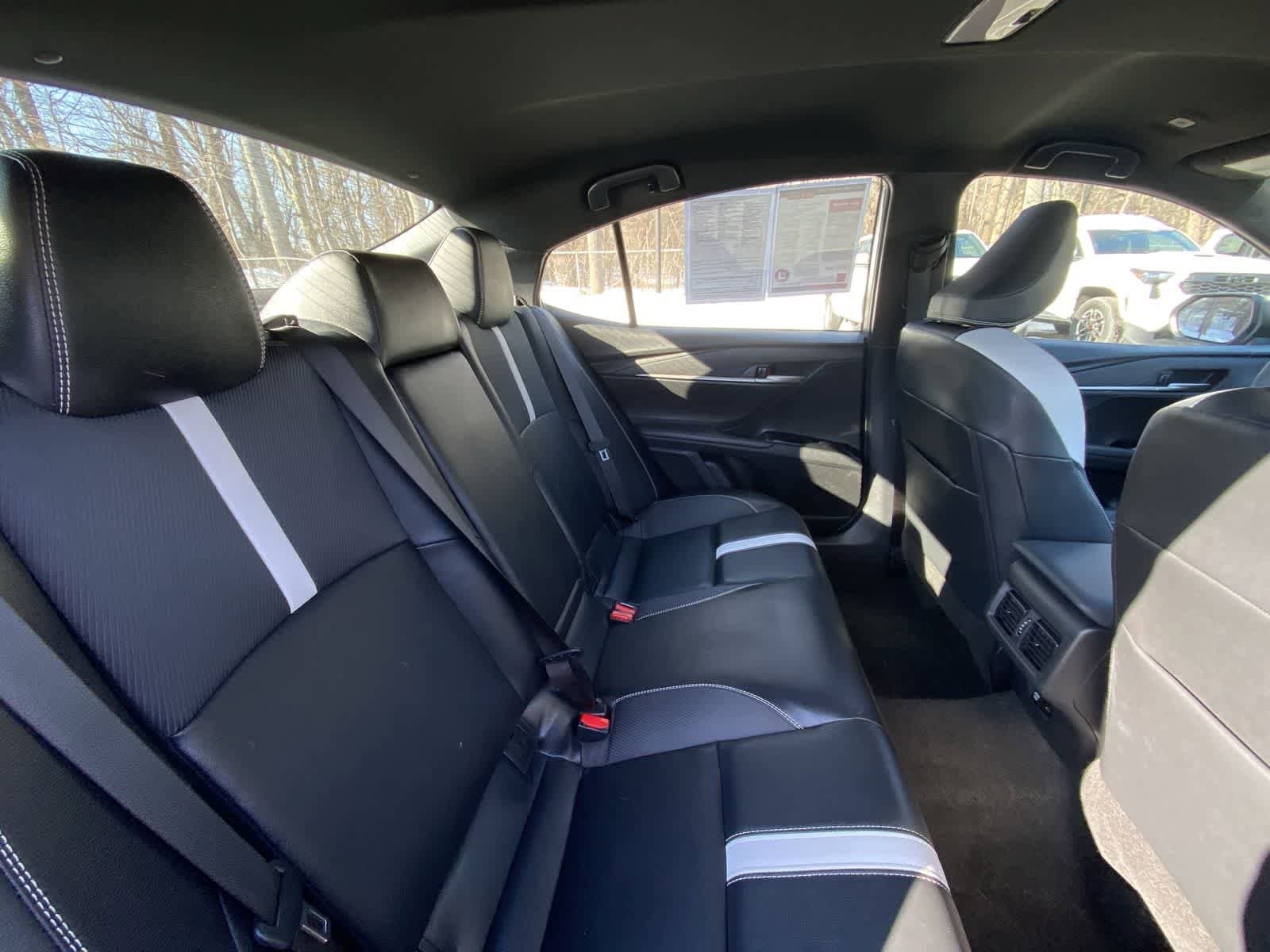 Thumbnail: 2025 Toyota Camry - 28