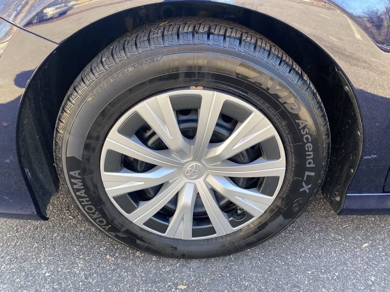 Thumbnail: 2021 Toyota Camry - 12