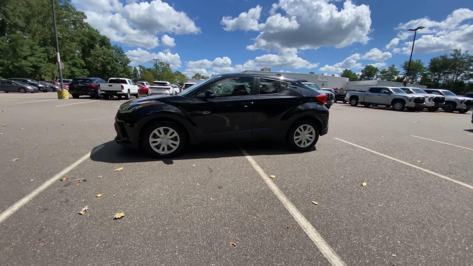Thumbnail: 2021 Toyota C-HR - 6