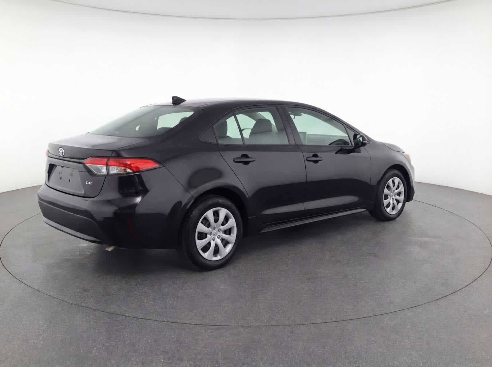 Thumbnail: 2025 Toyota Corolla - 6