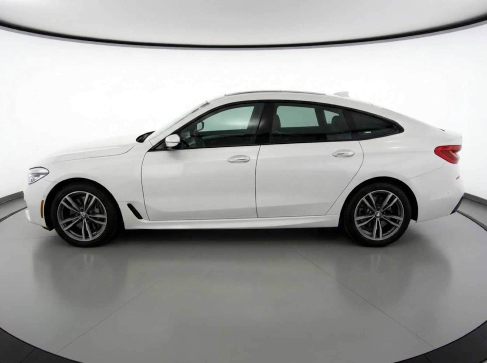 Thumbnail: 2018 BMW 6 Series - 4