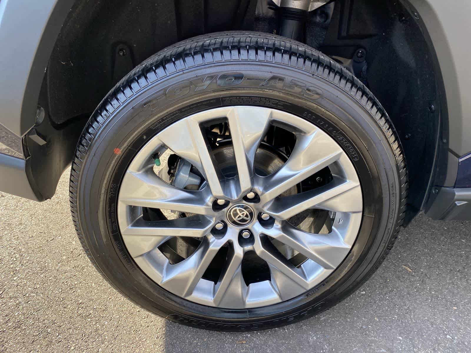 Thumbnail: 2025 Toyota RAV4 - 17