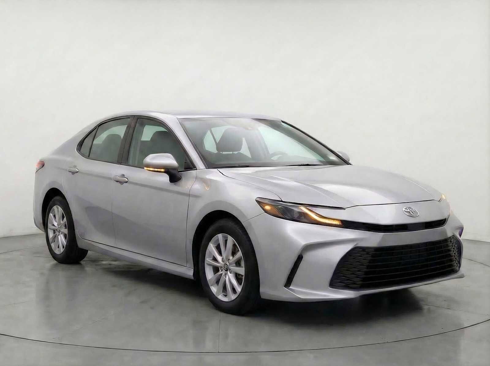 Thumbnail: 2025 Toyota Camry - 3