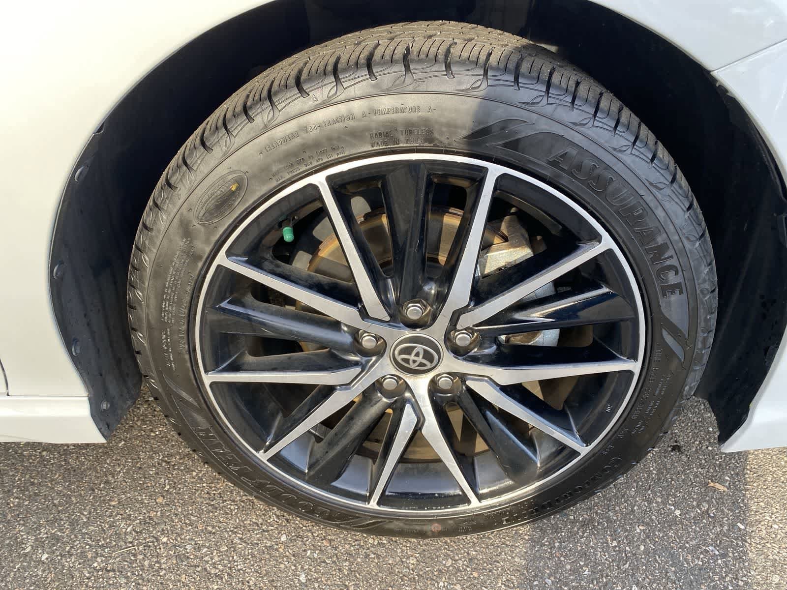 Thumbnail: 2023 Toyota Camry - 20