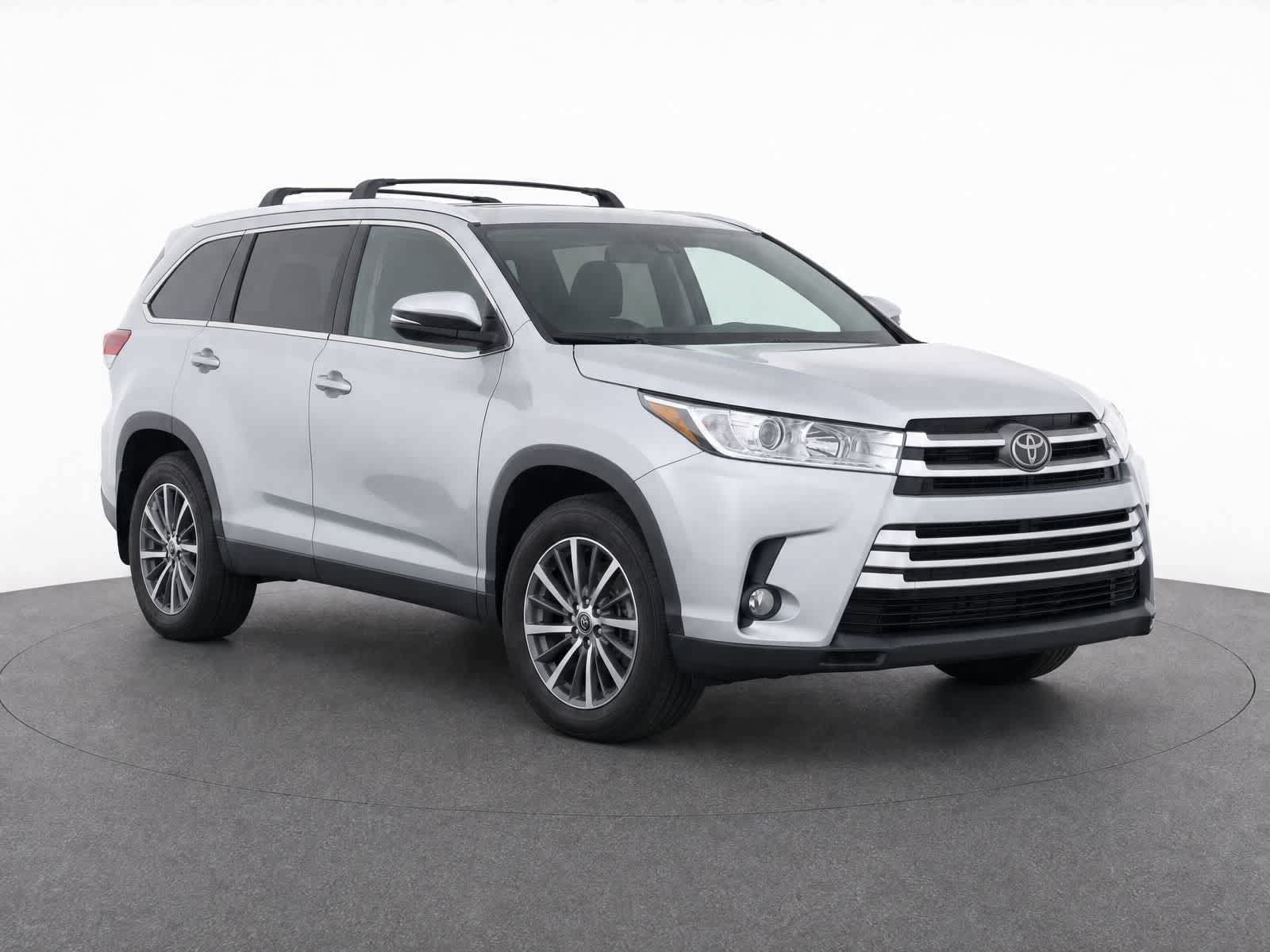 Thumbnail: 2019 Toyota Highlander - 3