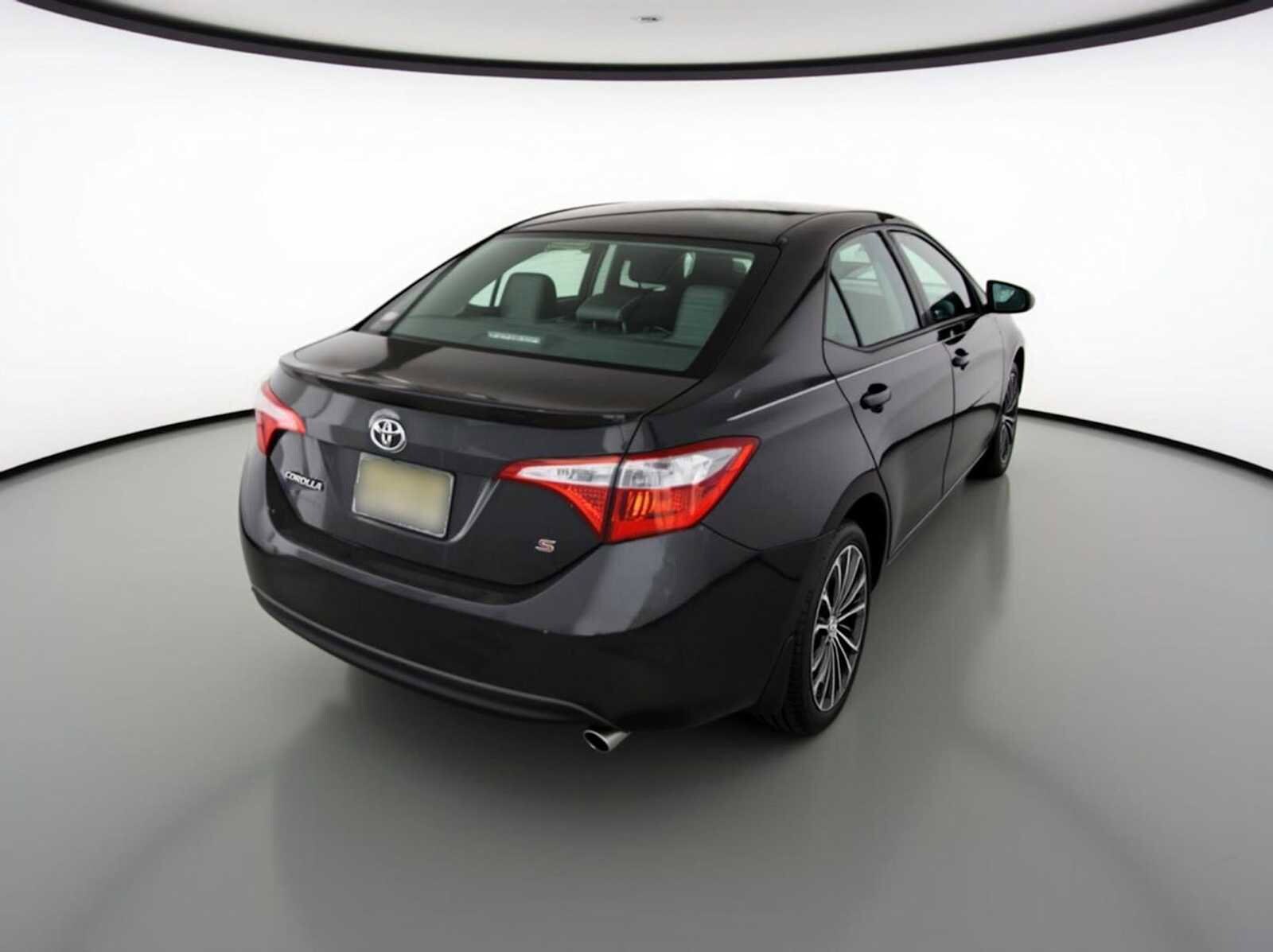 2015 Toyota Corolla Plus photo 2