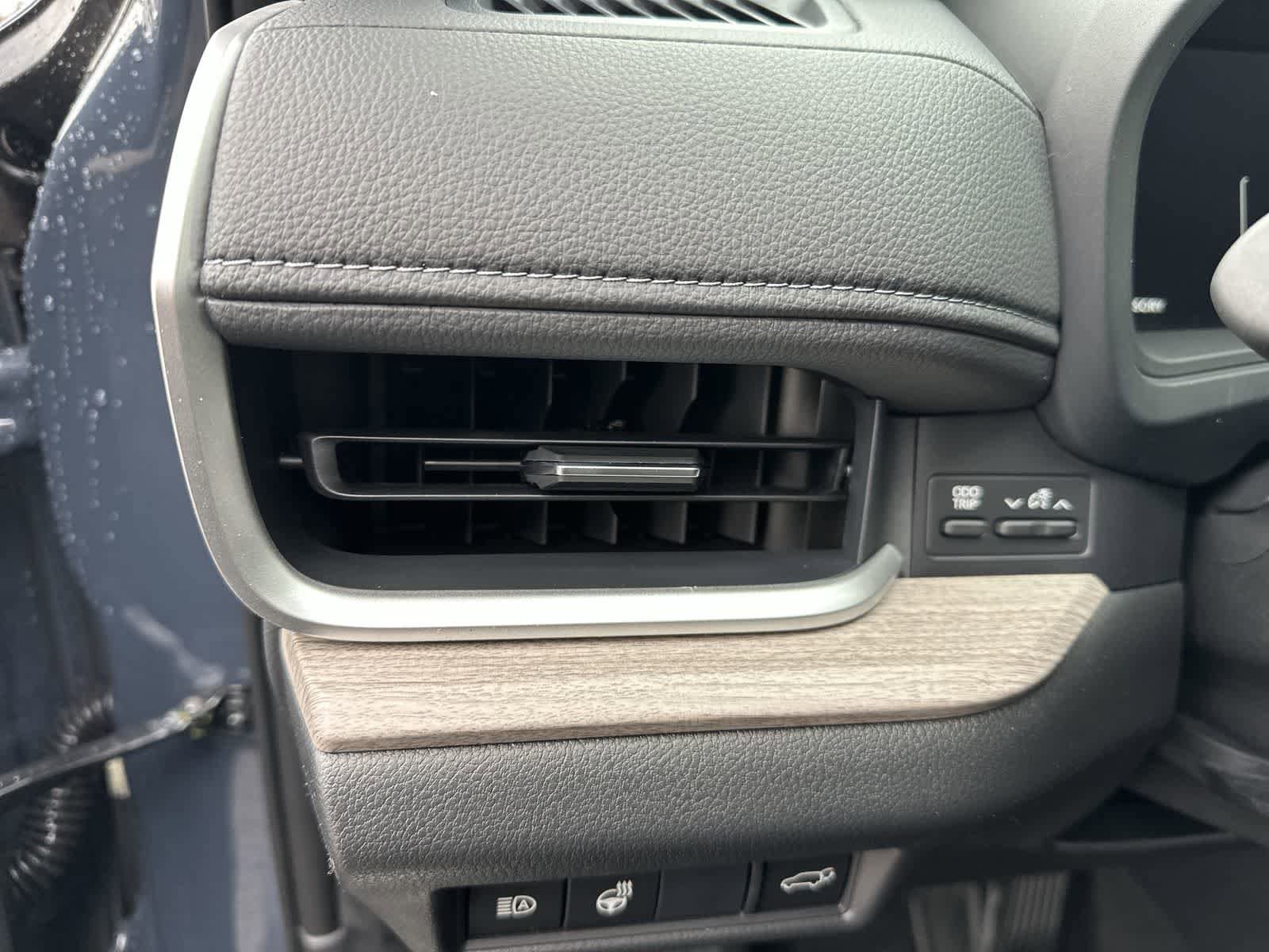 Thumbnail: 2026 Toyota Grand Highlander - 23