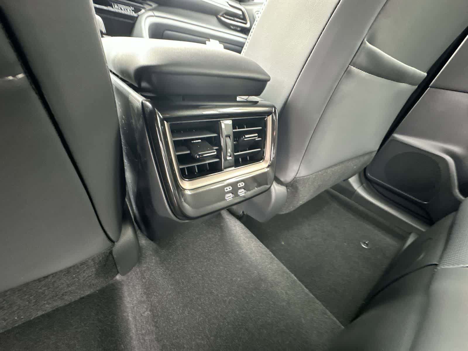 Thumbnail: 2026 Toyota Crown Signia - 34