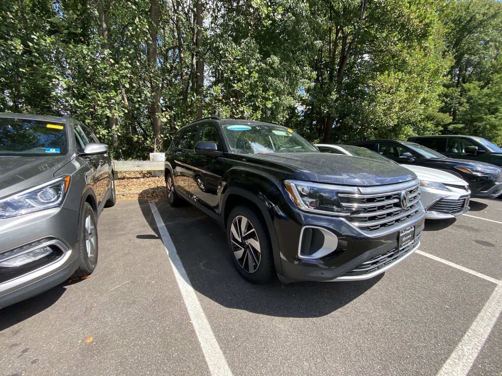 Thumbnail: 2024 Volkswagen Atlas - 3