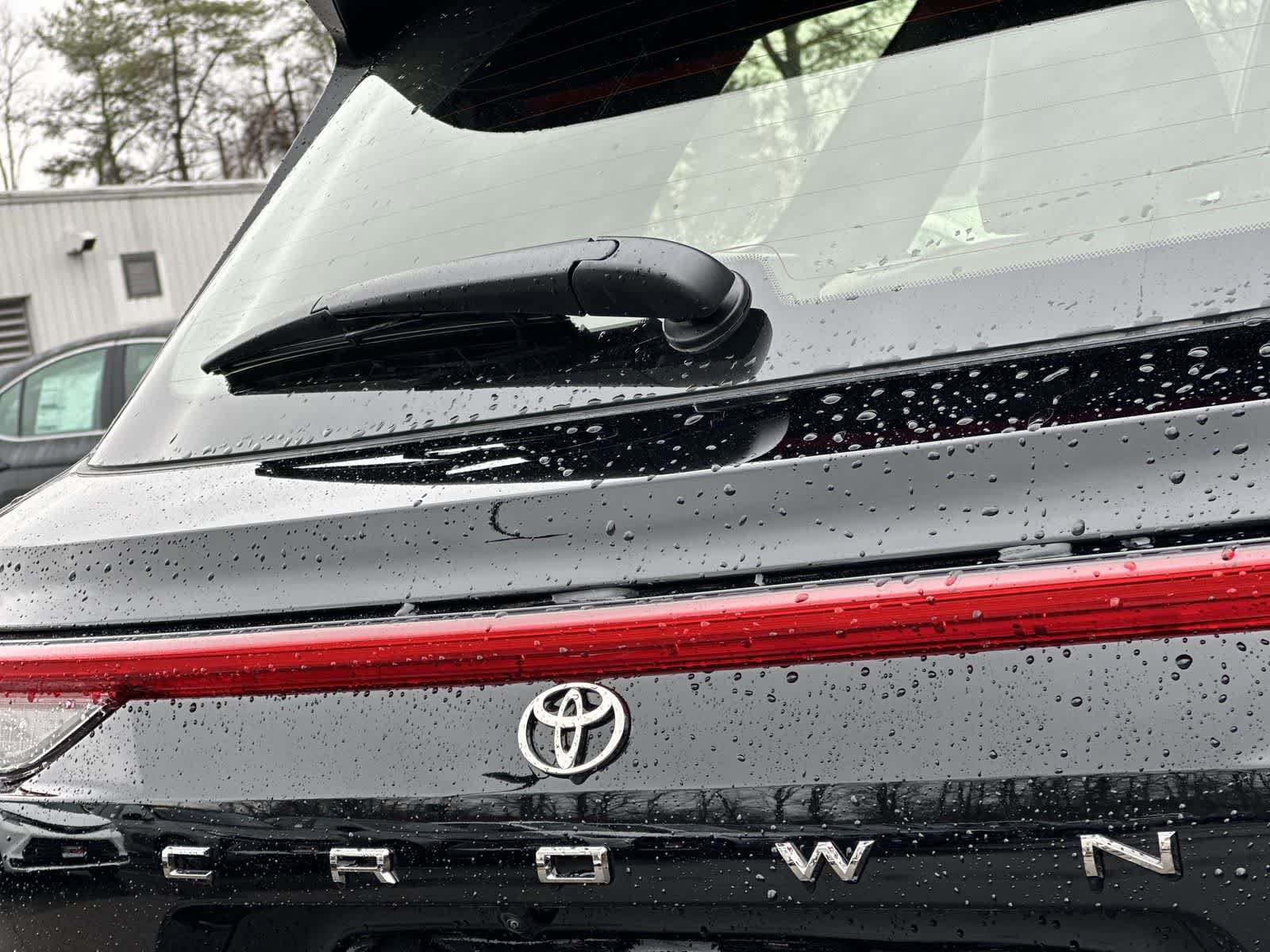 Thumbnail: 2026 Toyota Crown Signia - 15