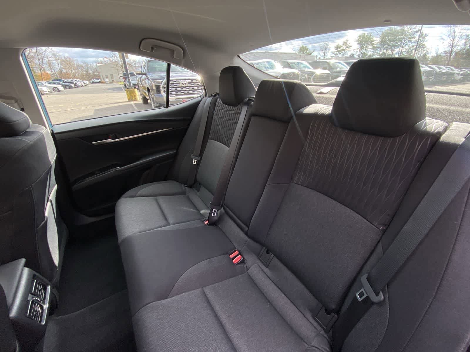 Thumbnail: 2025 Toyota Camry - 28