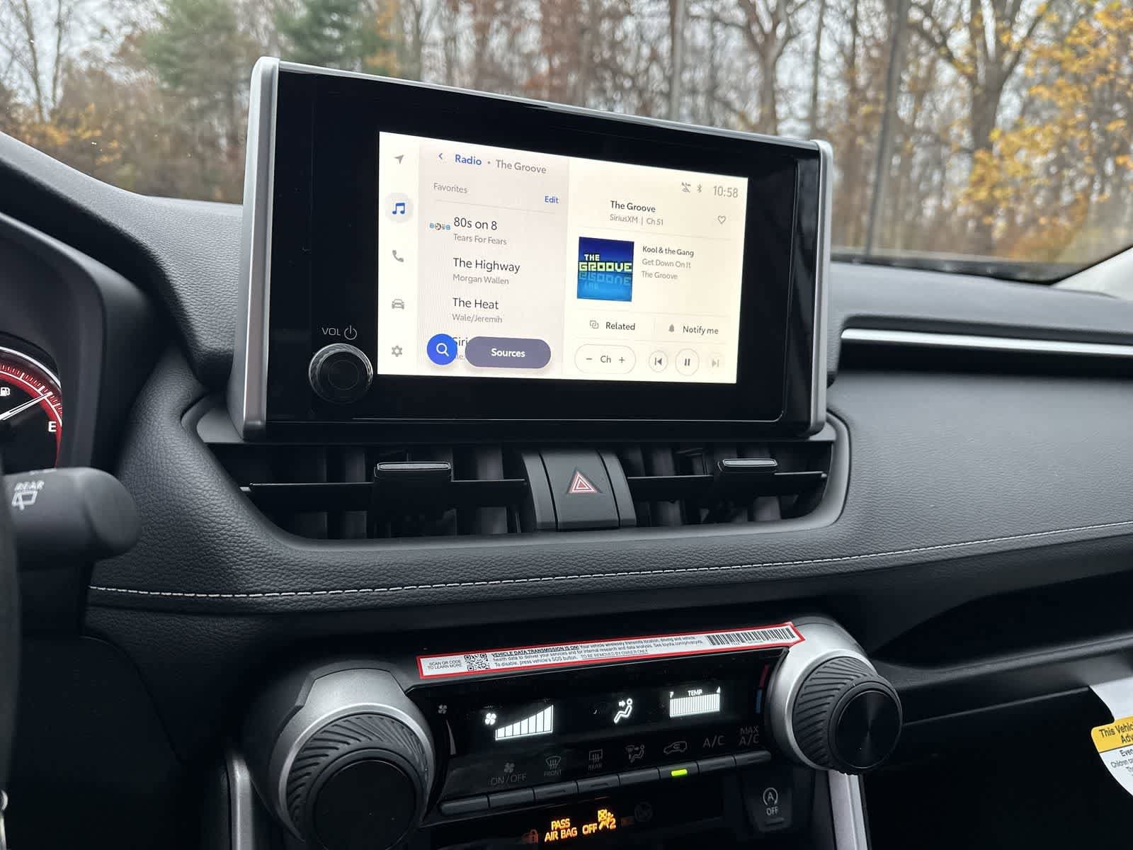 Thumbnail: 2025 Toyota RAV4 - 18