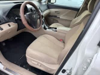 Thumbnail: 2010 Toyota Venza - 7