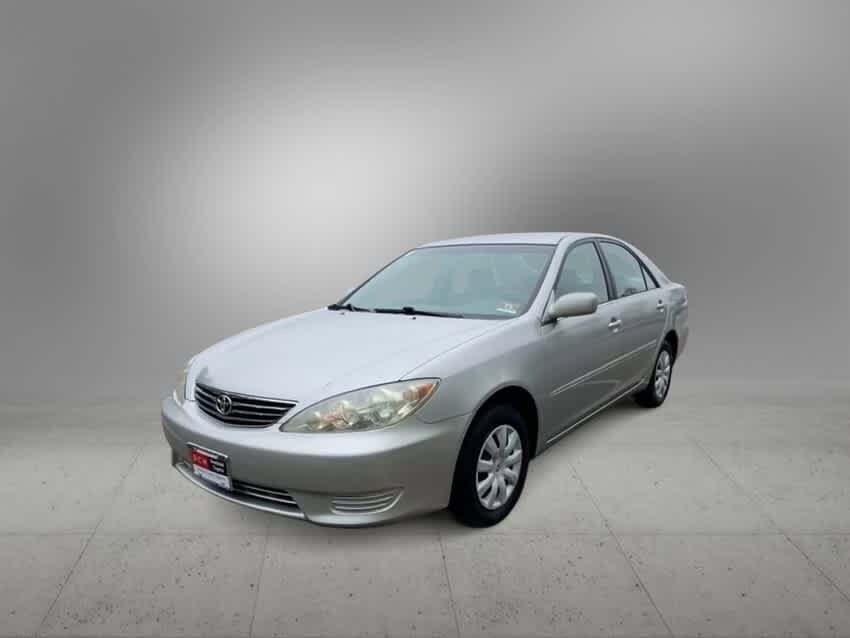 2006 Toyota Camry LE 4