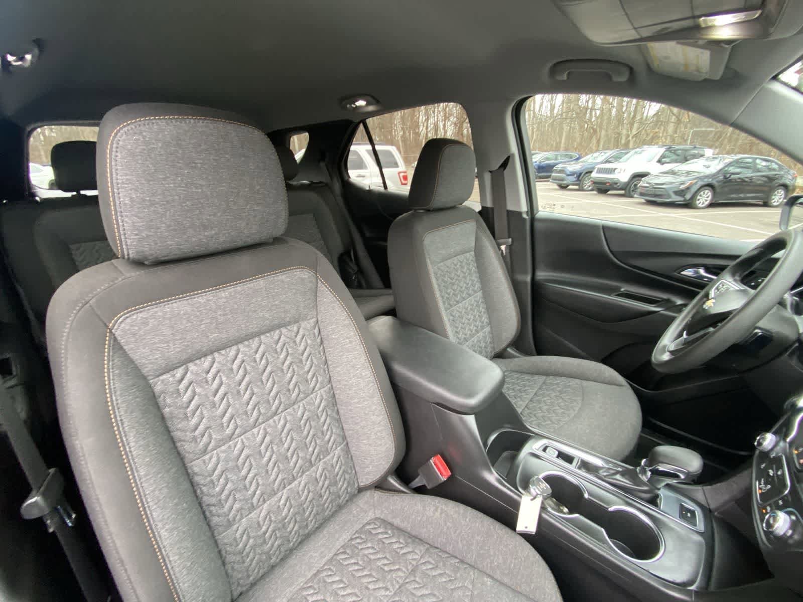 Thumbnail: 2022 Chevrolet Equinox - 26