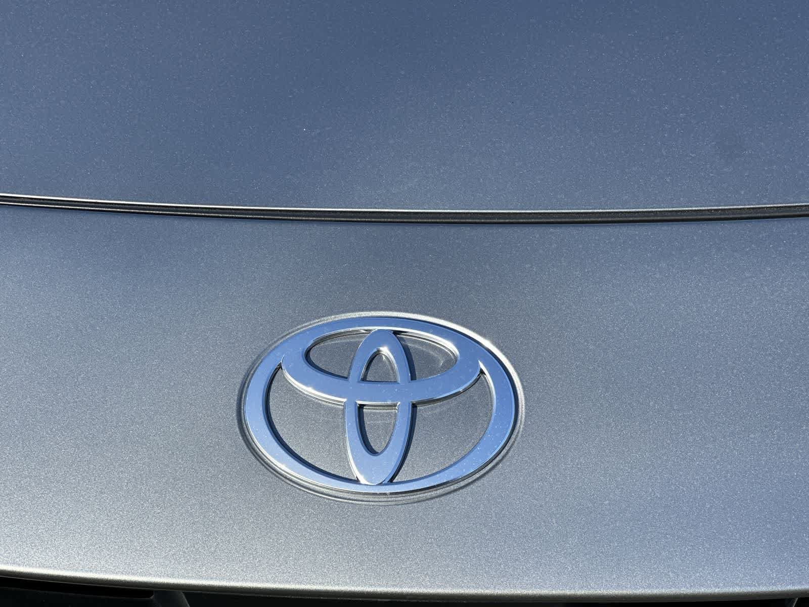 Thumbnail: 2026 Toyota Camry - 12