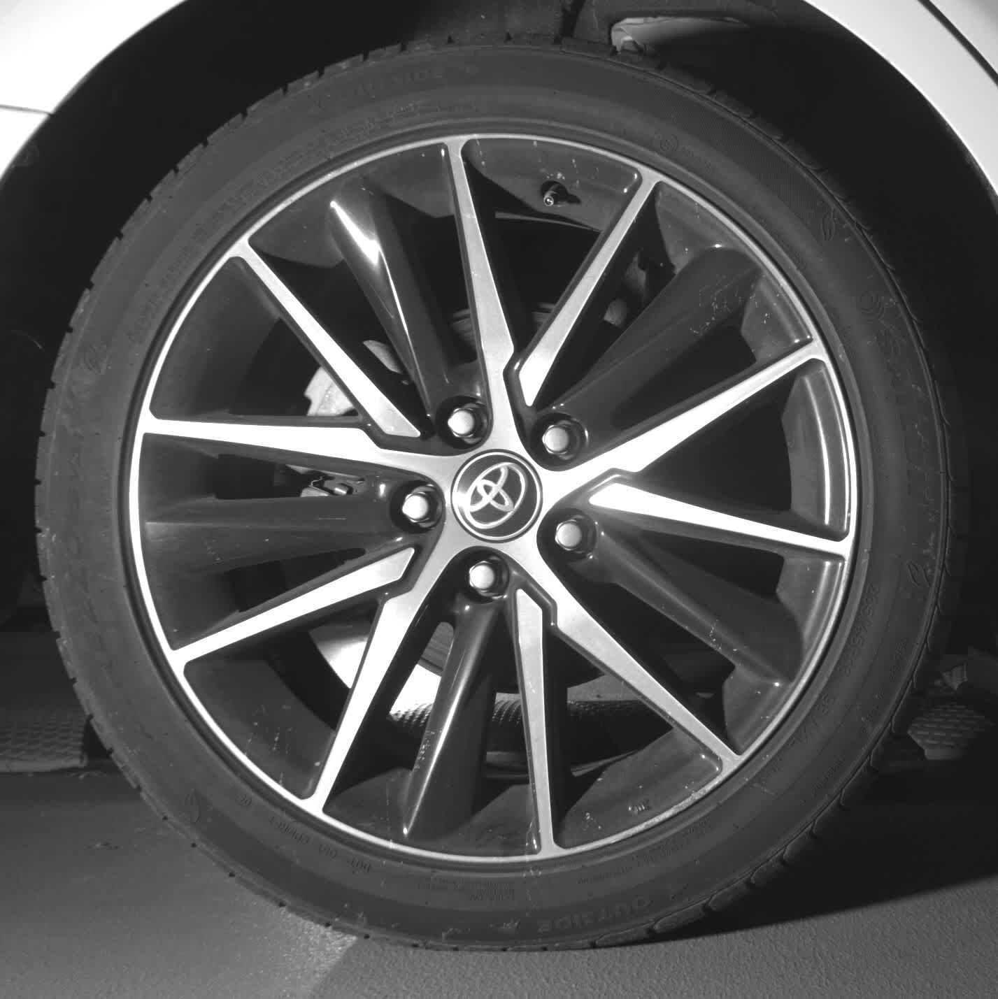 Thumbnail: 2023 Toyota Camry - 13