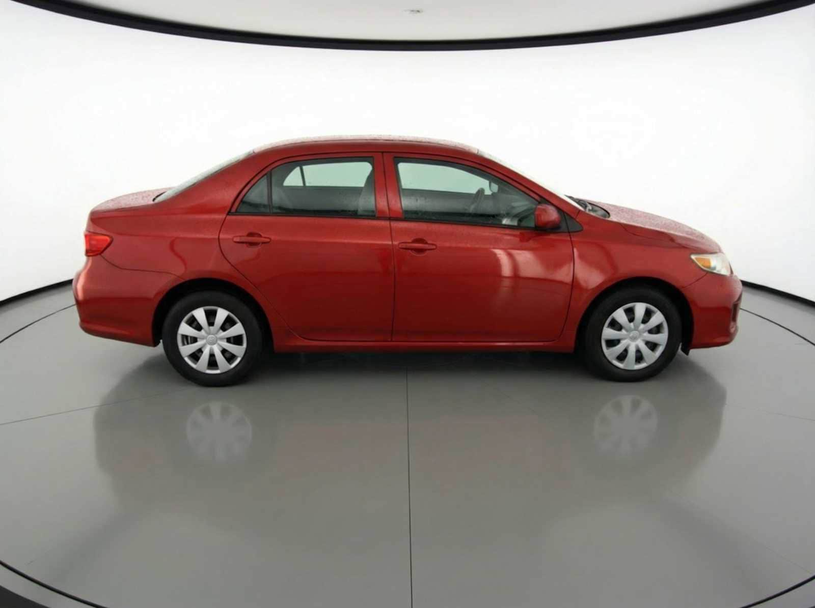 Thumbnail: 2013 Toyota Corolla - 4