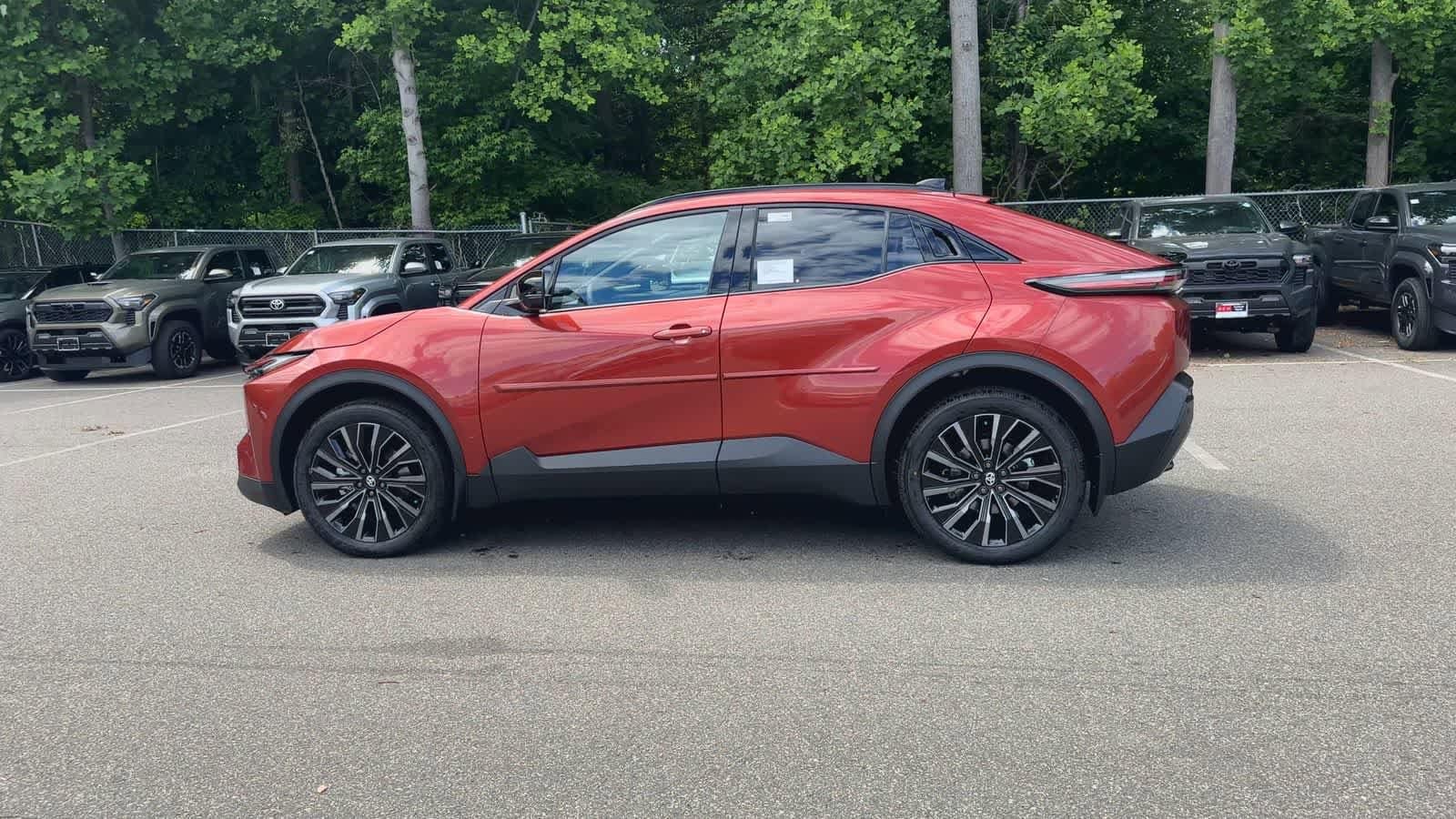 Thumbnail: 2026 Toyota C-HR - 5