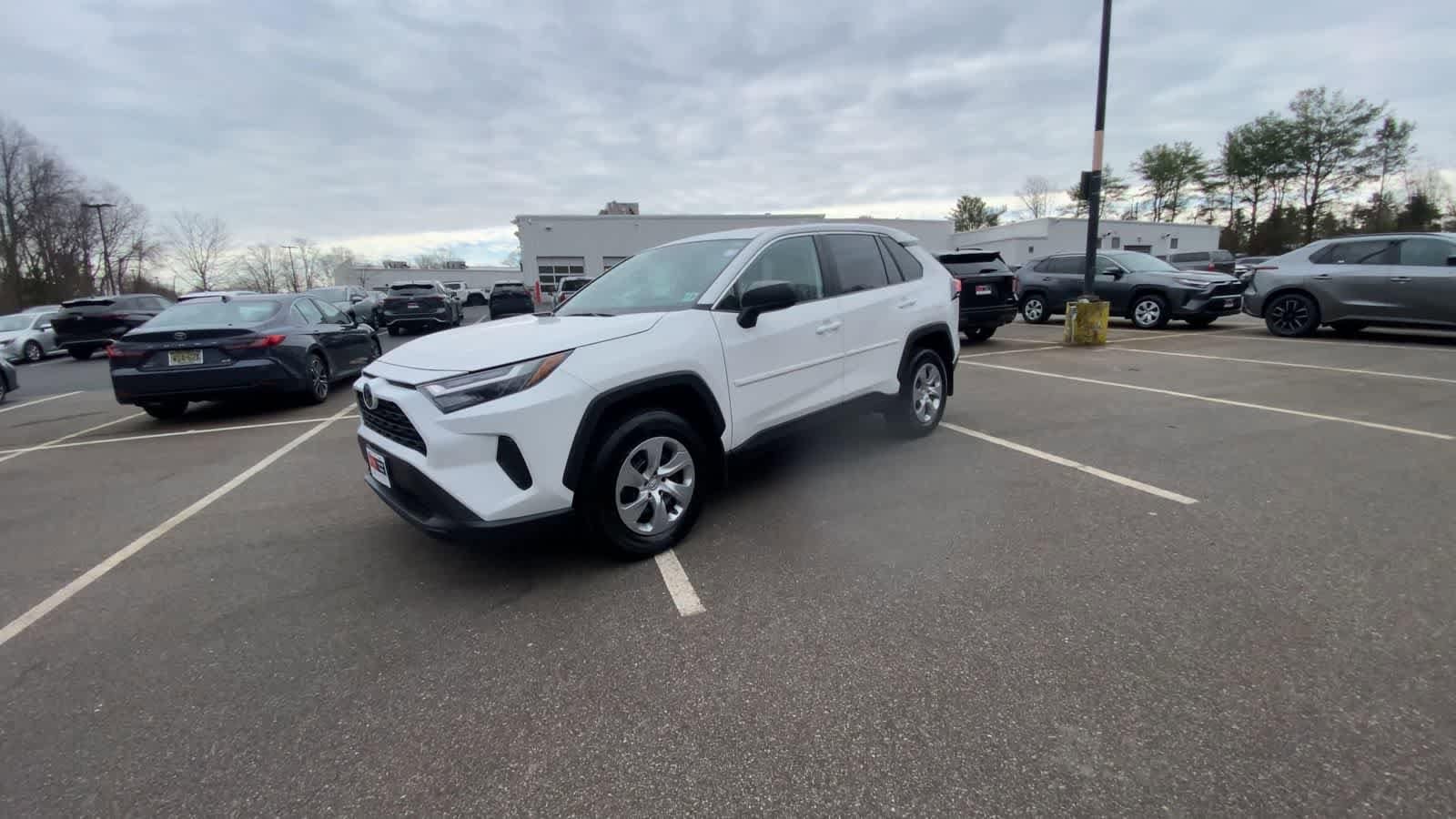 Thumbnail: 2023 Toyota RAV4 - 4