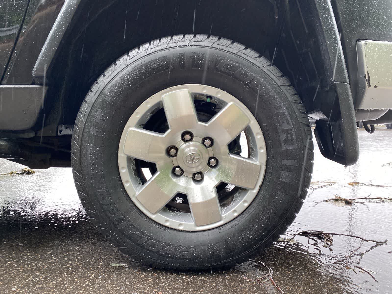 Thumbnail: 2008 Toyota FJ Cruiser - 13