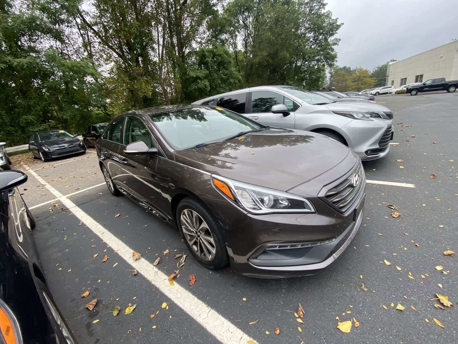 Thumbnail: 2016 Hyundai Sonata - 3