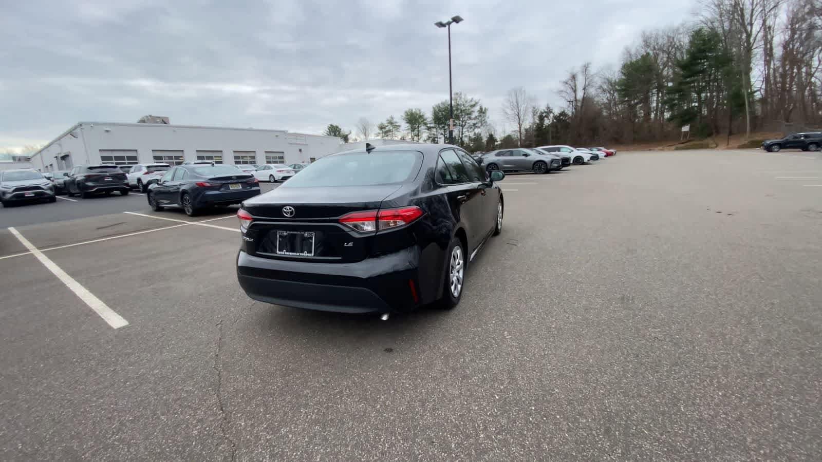 Thumbnail: 2025 Toyota Corolla - 12